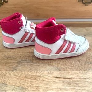 Adidas Hoops Hightop sneakers sz 6